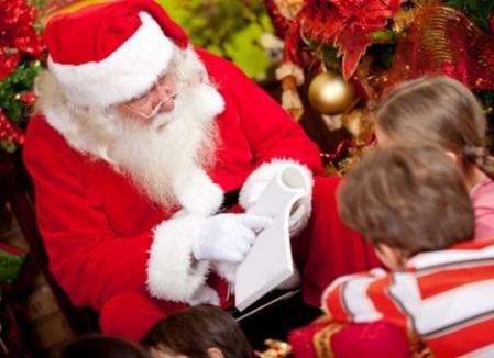 Poveste de Crăciun la ERA Shopping Park, pentru copiii din grija statului